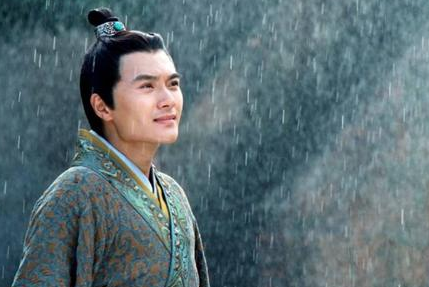 他才是汉朝真正的战神 韩信和霍去病都差了一点点