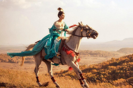 杨贵妃是个聪明的女人杨贵妃对男人的心理很了解,如果在现代,一定能