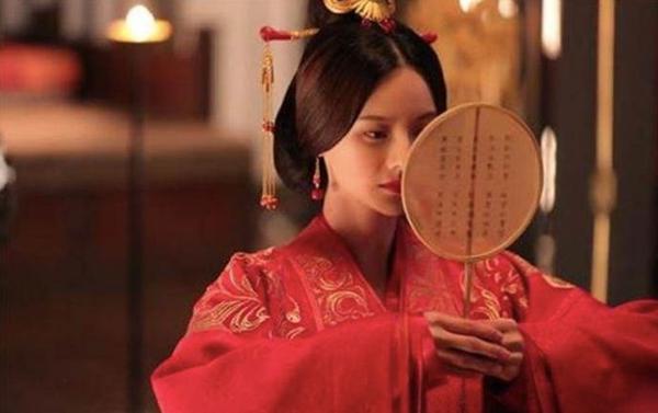 真正三國美人，曹操為親情反目，曹丕為兄弟鬩墻