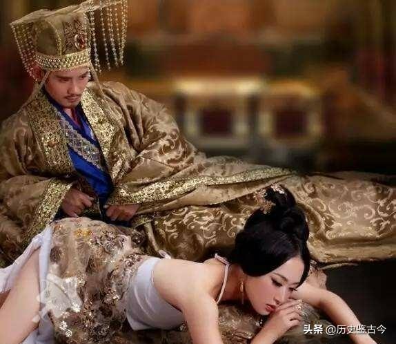 关羽之义，视女人有夫之妇也动心，却遭曹操抢先一步截取。