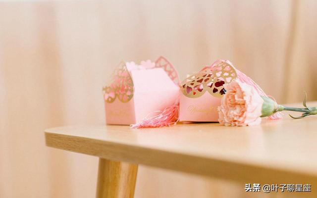 初戀與天蝎：兩個星座的算計之間展開的感情故事，雖然曲折，但最終幸福收場
