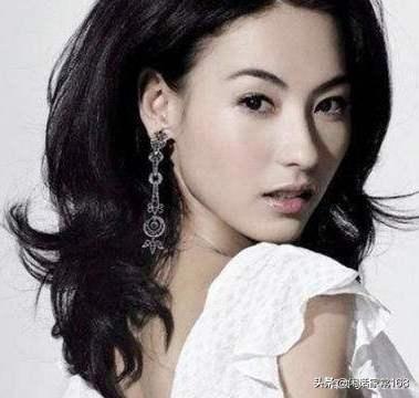 ：

这4种鼻型的女人，简直是上天眷顾的宠儿！颜值绝对不容忽视