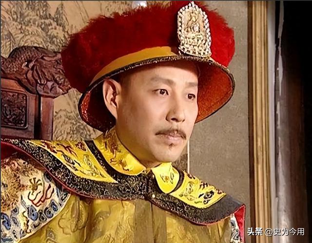 清朝12帝中，為何康熙被認為是最杰出的？毛主席：康熙的三大貢獻