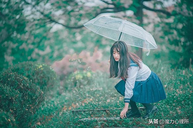 双鱼座女生最适合与哪个星座结婚?浪漫和物质两不误!