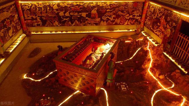 秦始皇之死:不明不白、疾风骤雨,让强秦瞬间崩溃