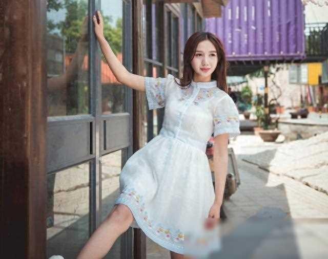 十二星座女生散发的独特魅力:双鱼知性美闪耀着异彩