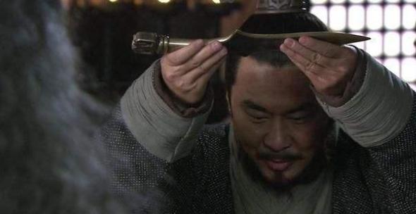 曹操初期為何冒死刺董？之后又為何挾天子？原因解析