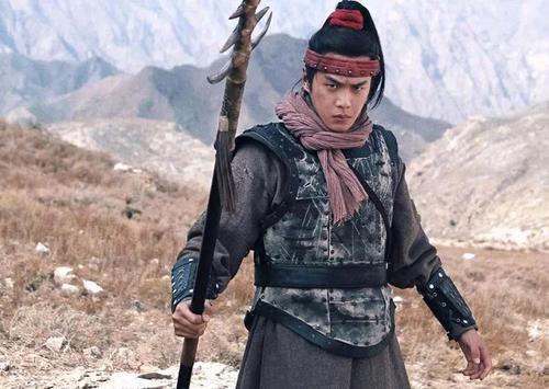 霍去病封狼居胥:帝王恩宠与军事才能共同奠定功勋