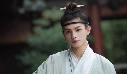 的确，这三位历史名人有些相似，容易混淆。