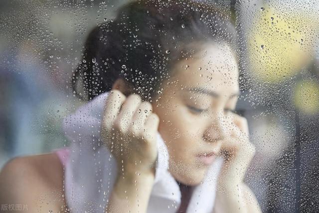 狮子座的分手之痛：霸道与脆弱，情感背后的隐藏故事